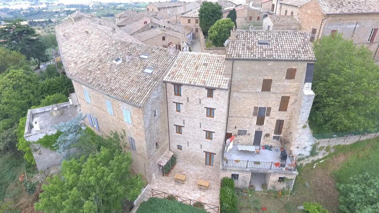 Il Castello Affittacamere Montecosaro  Exteriér fotografie