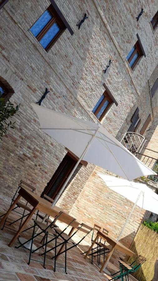 Il Castello Affittacamere Montecosaro  Exteriér fotografie